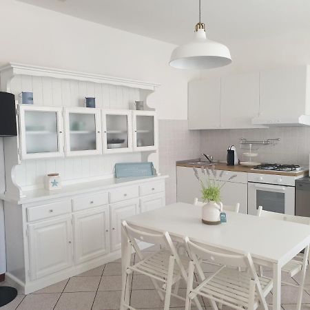 Apartamento La Casa Di Mattia Pula Exterior foto