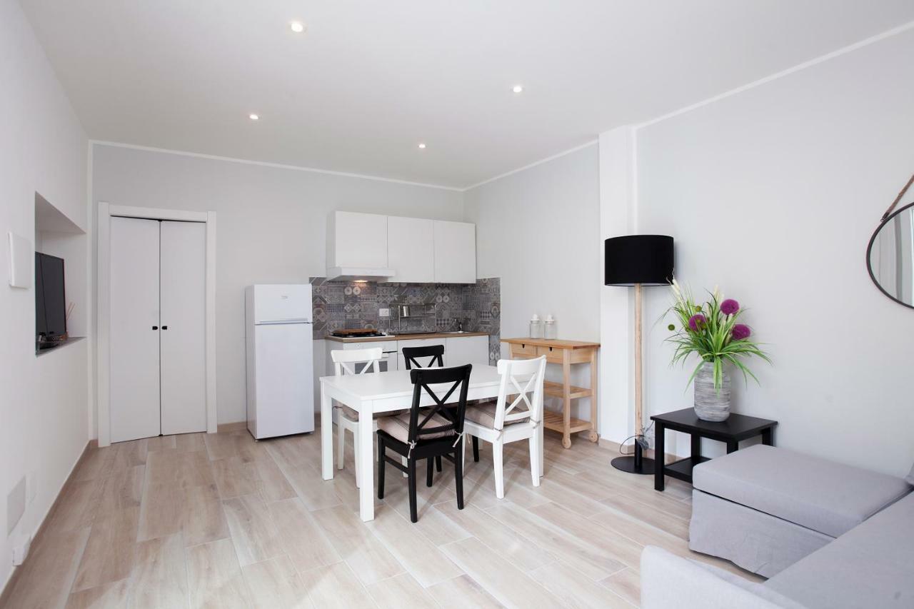 Apartamento La Casa Di Mattia Pula Exterior foto