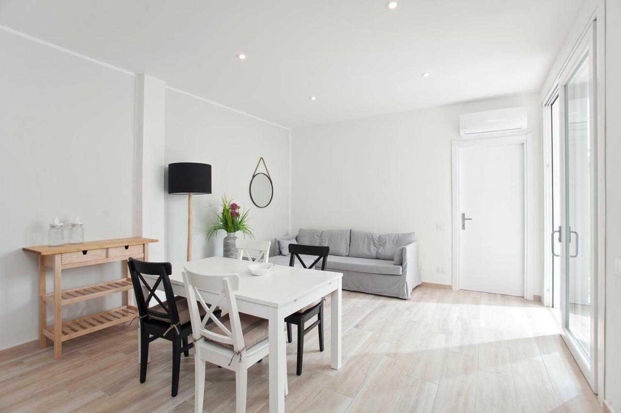 Apartamento La Casa Di Mattia Pula Exterior foto