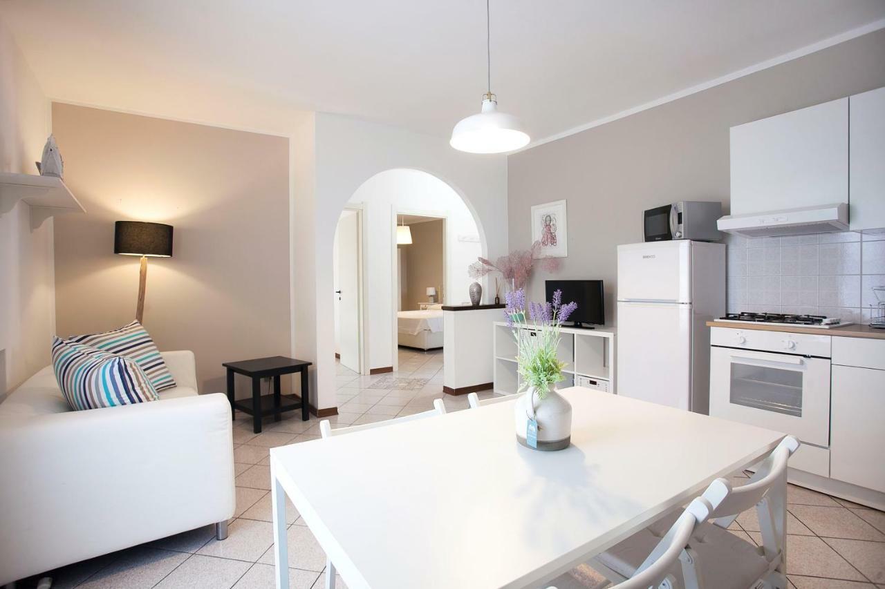Apartamento La Casa Di Mattia Pula Exterior foto