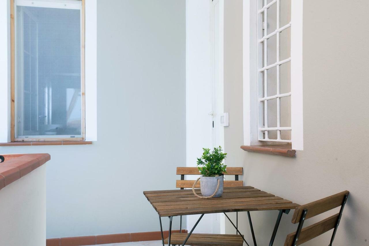 Apartamento La Casa Di Mattia Pula Exterior foto