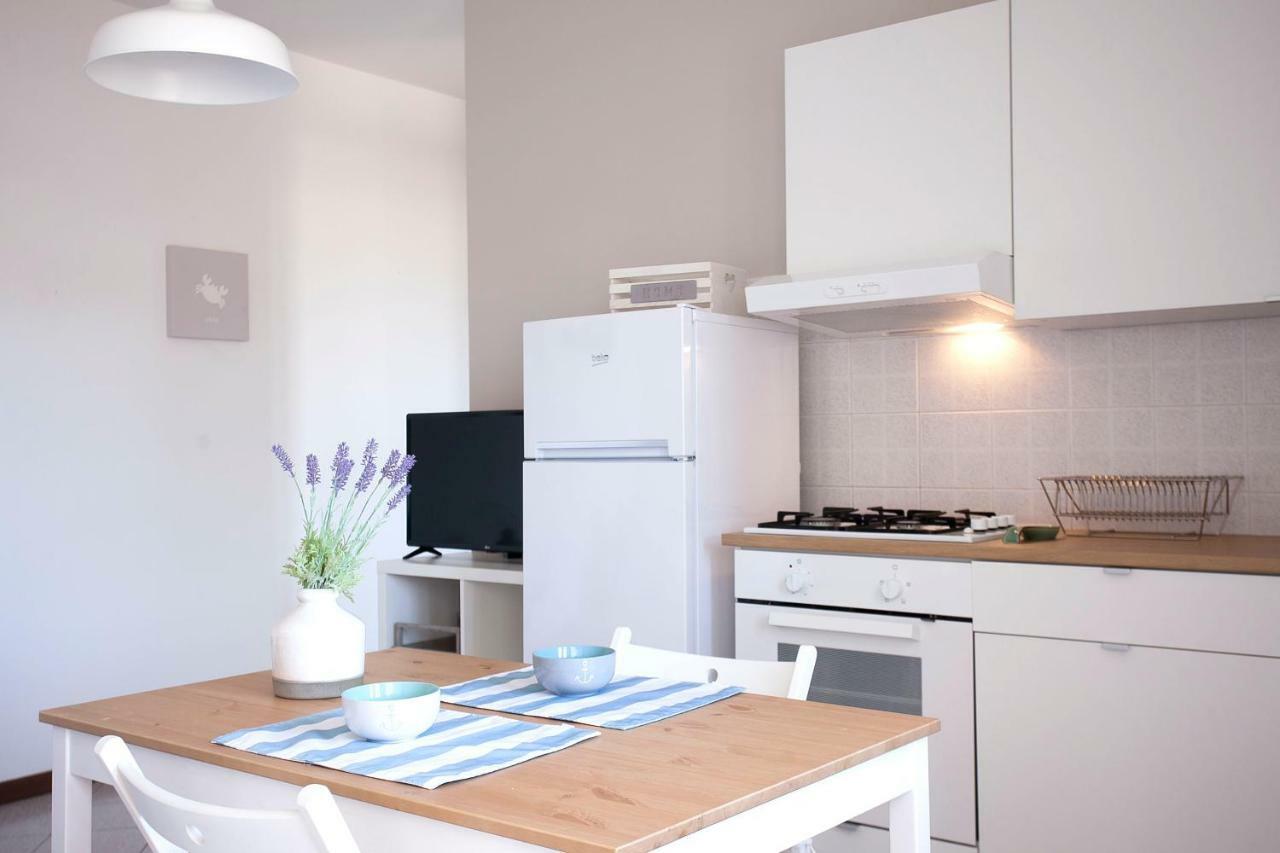 Apartamento La Casa Di Mattia Pula Exterior foto